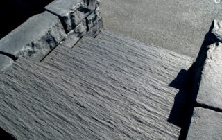 Stria Steps 3' Charcoal